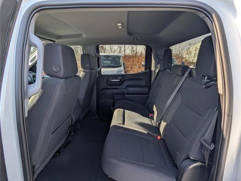 Used 2023 Chevrolet Silverado 1500 Custom image 13