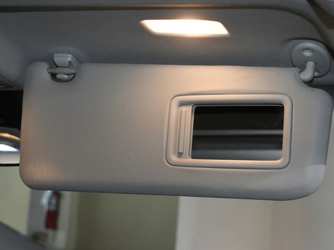 Used 2018 Toyota RAV4 XLE image 22