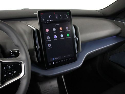 New 2025 Volvo EX30 Plus w/ Protection Package Premier image 6