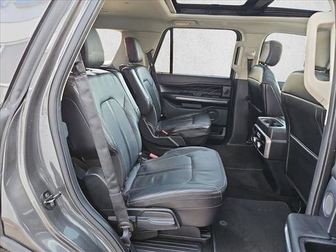 Used 2020 Ford Expedition Platinum image 24