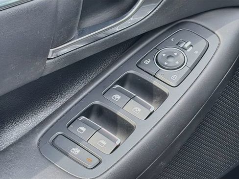 Used 2023 Hyundai Sonata SEL FWD image 18