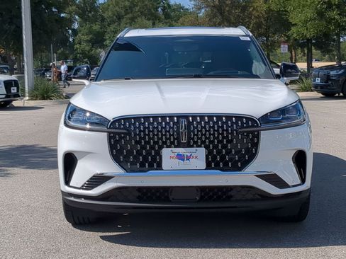 New 2025 Lincoln Aviator Reserve w/ Illumination Package image 8