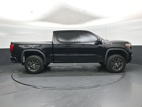 Used 2021 GMC Sierra 1500 AT4 w/ AT4 Value Package AWD/4WD image 2