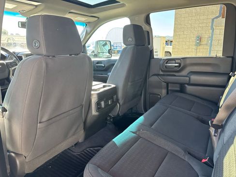 Used 2020 Chevrolet Silverado 3500 LT image 28