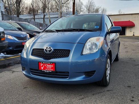 Used 2007 Toyota Yaris 2-Door Hatchback image 1