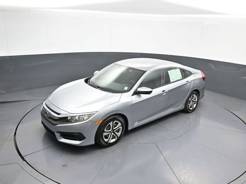 Certified 2017 Honda Civic LX image 33
