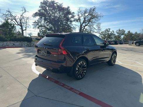 New 2026 Volvo XC60 B5 Ultra w/ Protection Package Premier image 6