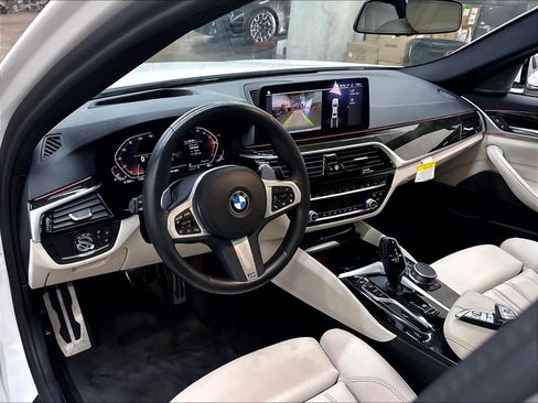 Used 2023 BMW 540i w/ M Sport Package RWD image 15