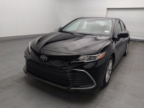 Used 2022 Toyota Camry LE FWD image 15