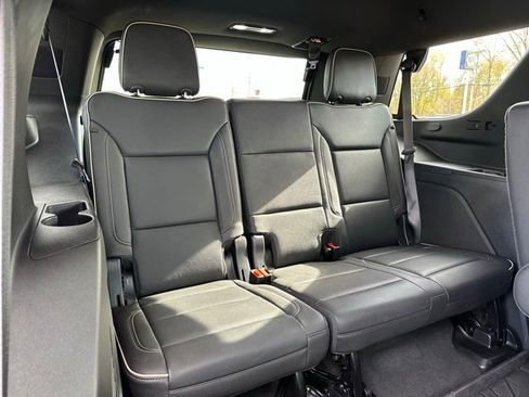 Used 2024 Chevrolet Tahoe Premier image 13