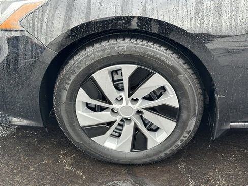 Used 2021 Nissan Altima 2.5 S w/ Driver Assist Package image 10