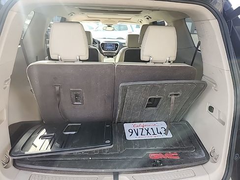 Used 2019 GMC Acadia Denali w/ Technology Package image 12