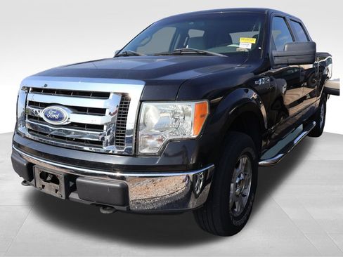 Used 2010 Ford F150 XLT AWD/4WD image 2
