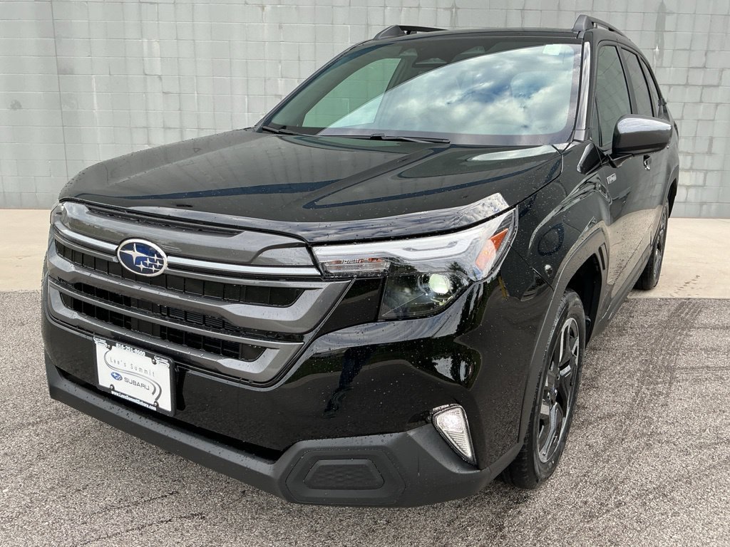 New 2026 Subaru Forester Touring AWD/4WD image 3