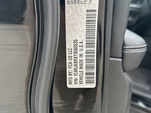 New 2026 Jeep Grand Cherokee L Limited w/ Limited Altitude Package AWD/4WD image 37