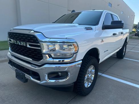 Used 2022 RAM 2500 Lone Star w/ Level A Equipment Group AWD/4WD image 3