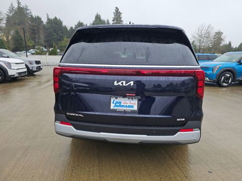 New 2026 Kia Carnival LXS image 6