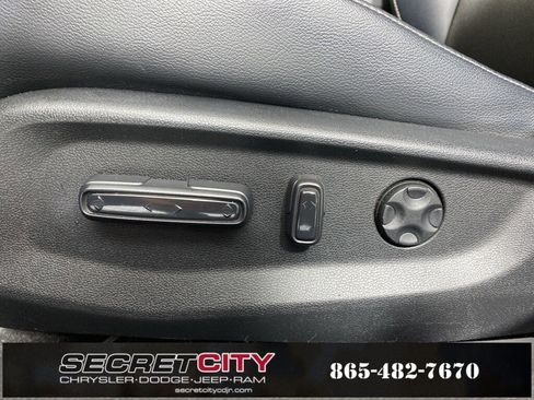 Used 2018 Honda Accord Sport image 13