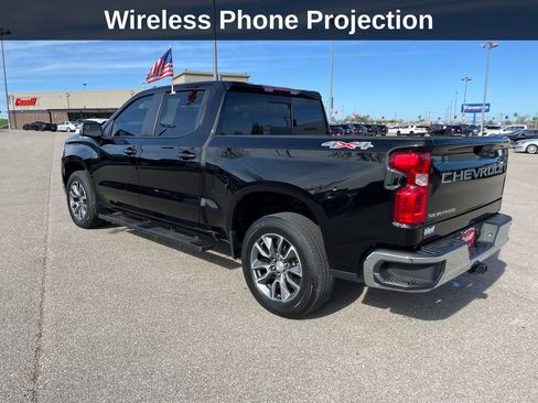 Used 2023 Chevrolet Silverado 1500 LT w/ Convenience Package II AWD/4WD image 6