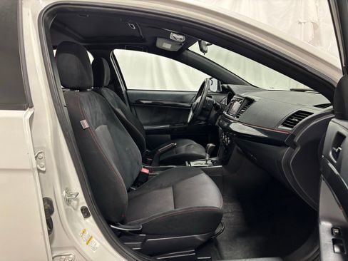 Used 2017 Mitsubishi Lancer ES image 15