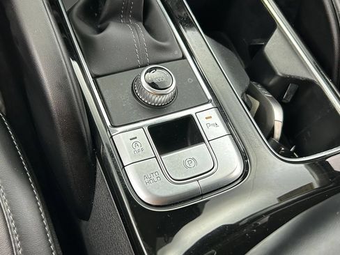 Used 2024 Kia Telluride S w/ S Sunroof Package FWD image 26