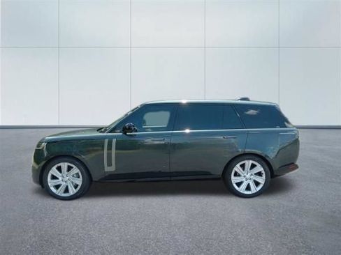 Used 2022 Land Rover Range Rover Long Wheelbase SE AWD/4WD image 2