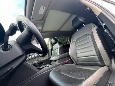 Used 2022 Volkswagen Atlas SEL Premium AWD/4WD image 16