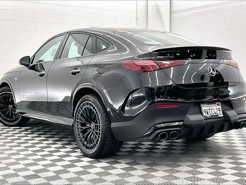 Used 2026 Mercedes-Benz GLC 43 AMG 4MATIC image 10