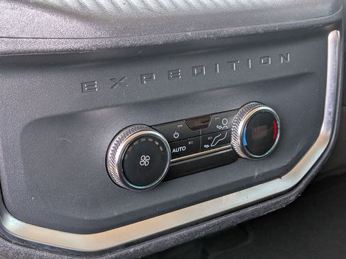 Certified 2025 Ford Expedition Max Active AWD/4WD image 29
