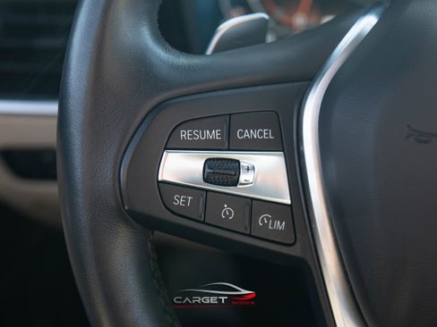 Used 2019 BMW 330i xDrive Sedan w/ Convenience Package image 24