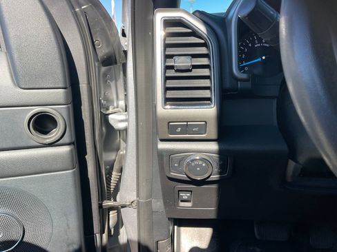 Used 2020 Ford Expedition XLT w/ Equipment Group 202A image 15