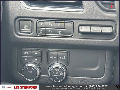 Used 2023 GMC Yukon AT4 w/ Technology Package image 28