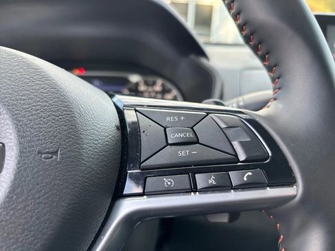 Used 2025 Nissan Altima 2.5 SR FWD image 15