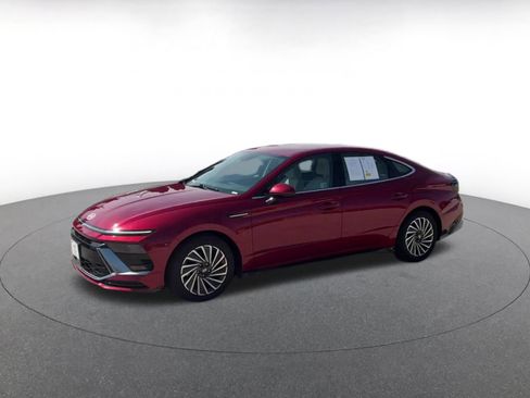 Used 2025 Hyundai Sonata SEL FWD image 8