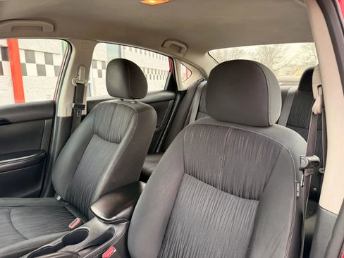 Used 2018 Nissan Sentra SV image 12