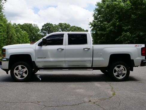 Used 2015 Chevrolet Silverado 2500 LTZ w/ Duramax Plus Package AWD/4WD image 44