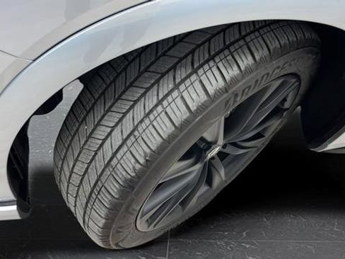 Used 2025 Lexus RX 500h F Sport image 30