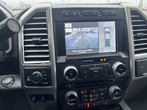 Used 2017 Ford F350 Platinum w/ Platinum Ultimate Package image 19