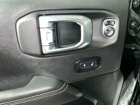 Used 2023 Jeep Wrangler Unlimited Sahara w/ Cold Weather Group AWD/4WD image 13