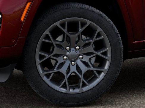 New 2025 Jeep Grand Cherokee Summit AWD/4WD image 8