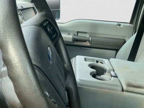 Used 2012 Ford F250 XLT w/ XLT Premium Pkg image 8
