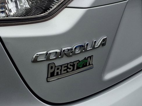 Used 2024 Toyota Corolla LE w/ LE Convenience Package image 10