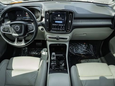 Used 2023 Volvo XC40 B5 Plus w/ Protection Package Premier AWD/4WD image 21