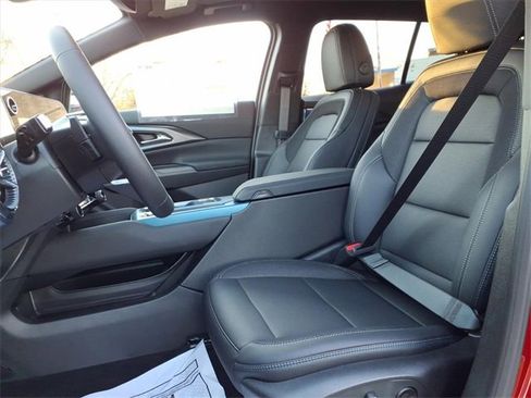 New 2026 Chevrolet Equinox EV LT image 7