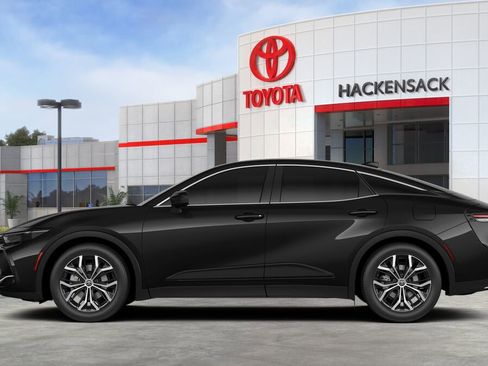 New 2026 Toyota Crown XLE image 4