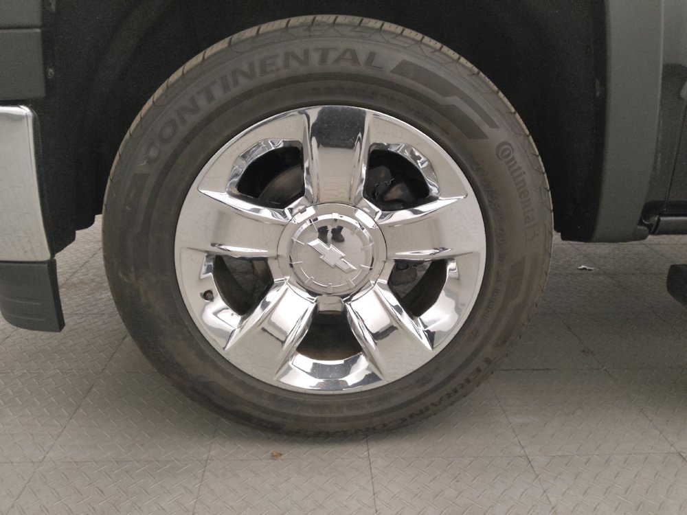 Used 2015 Chevrolet Silverado 1500 LTZ w/ LTZ Plus Package AWD/4WD image 31