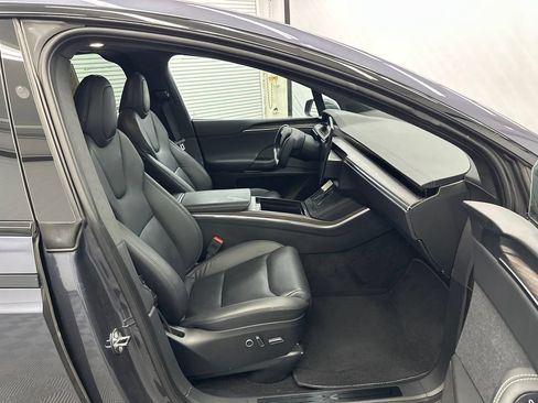 Used 2023 Tesla Model X AWD/4WD image 14