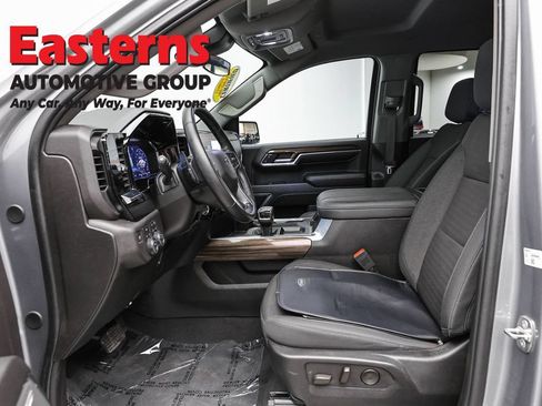 Used 2024 Chevrolet Silverado 1500 RST w/ Convenience Package II AWD/4WD image 8