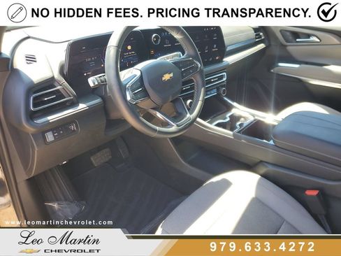 Used 2026 Chevrolet Traverse LT w/ Driver Confidence Package FWD image 14