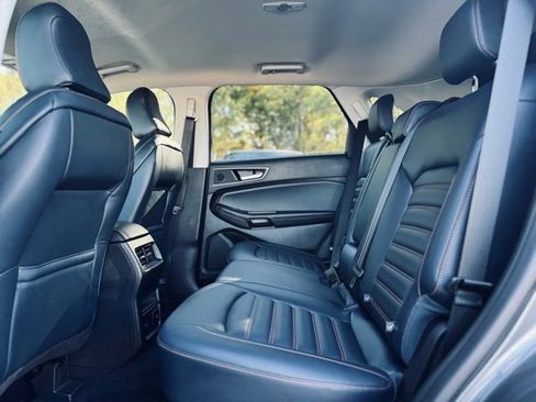 Used 2023 Ford Edge SEL w/ Sport Appearance Package image 19